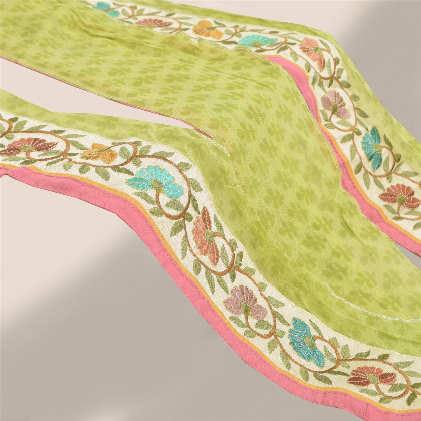 Sanskriti Vintage 1 Yd Sari Border Embroidered Craft Trim Lace 3"W Floral Cream