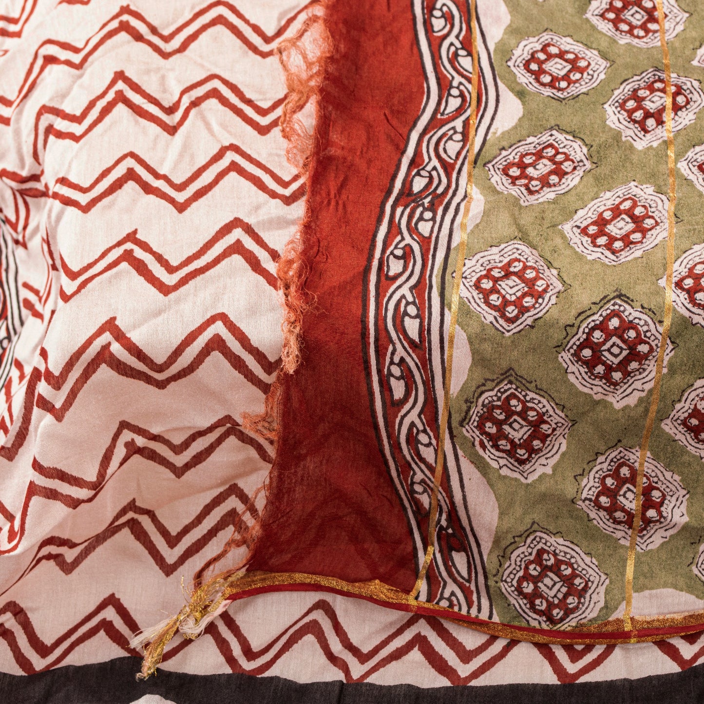 Sanskriti Vintage White Soft Dupatta/Stole Pure Cotton Hand Block Printed Scarf