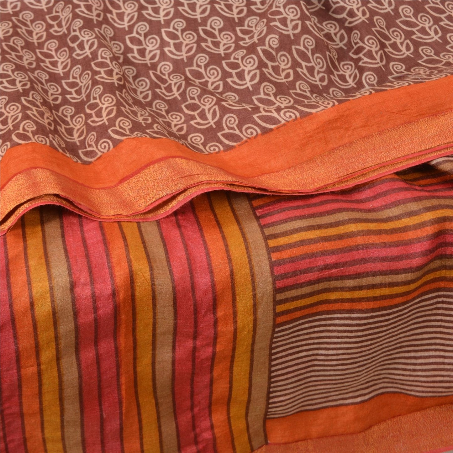 HS-4902 bordersideshot resized