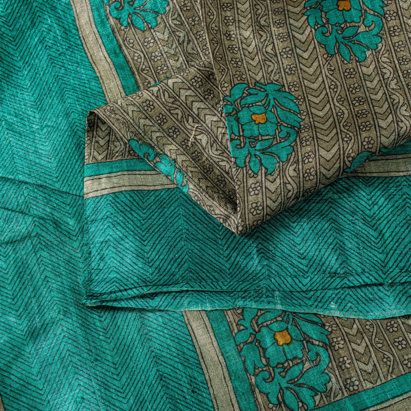Sanskriti Vintage Saree Gray-Green 100% Pure Bamboo Saree Handblock Kalamkari 6+Yd Fabric Uses-Table linen, Cushions, Curtains, Dressing