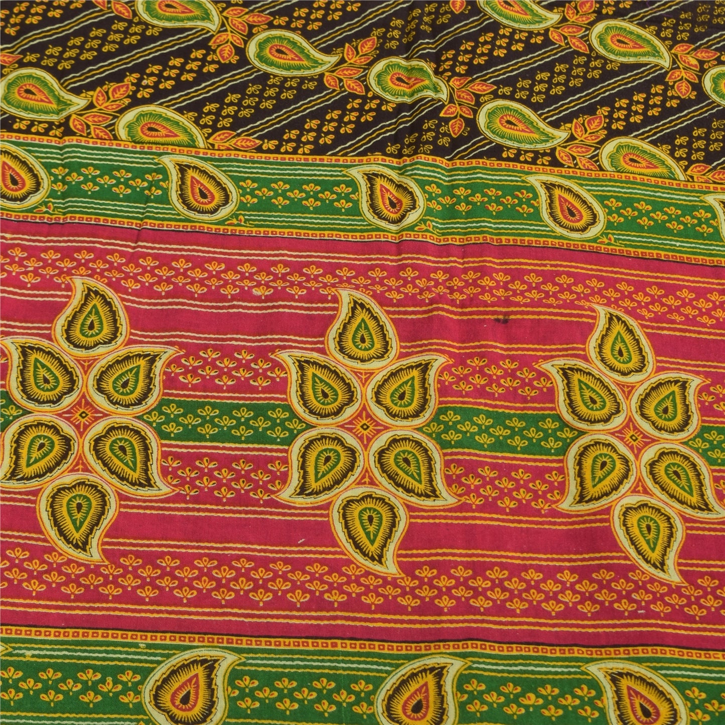 Sanskriti Vintage Saree Black 100% Pure Cotton 5 Yard Saree Floral Paisely Printed Sari Fabric For Dressmaking,Craft Supplies,Upcyclers