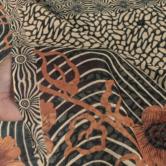 Sanskriti Vintage Saree Black Pure Cotton Floral Printed Sari 5+YD Craft Fabric