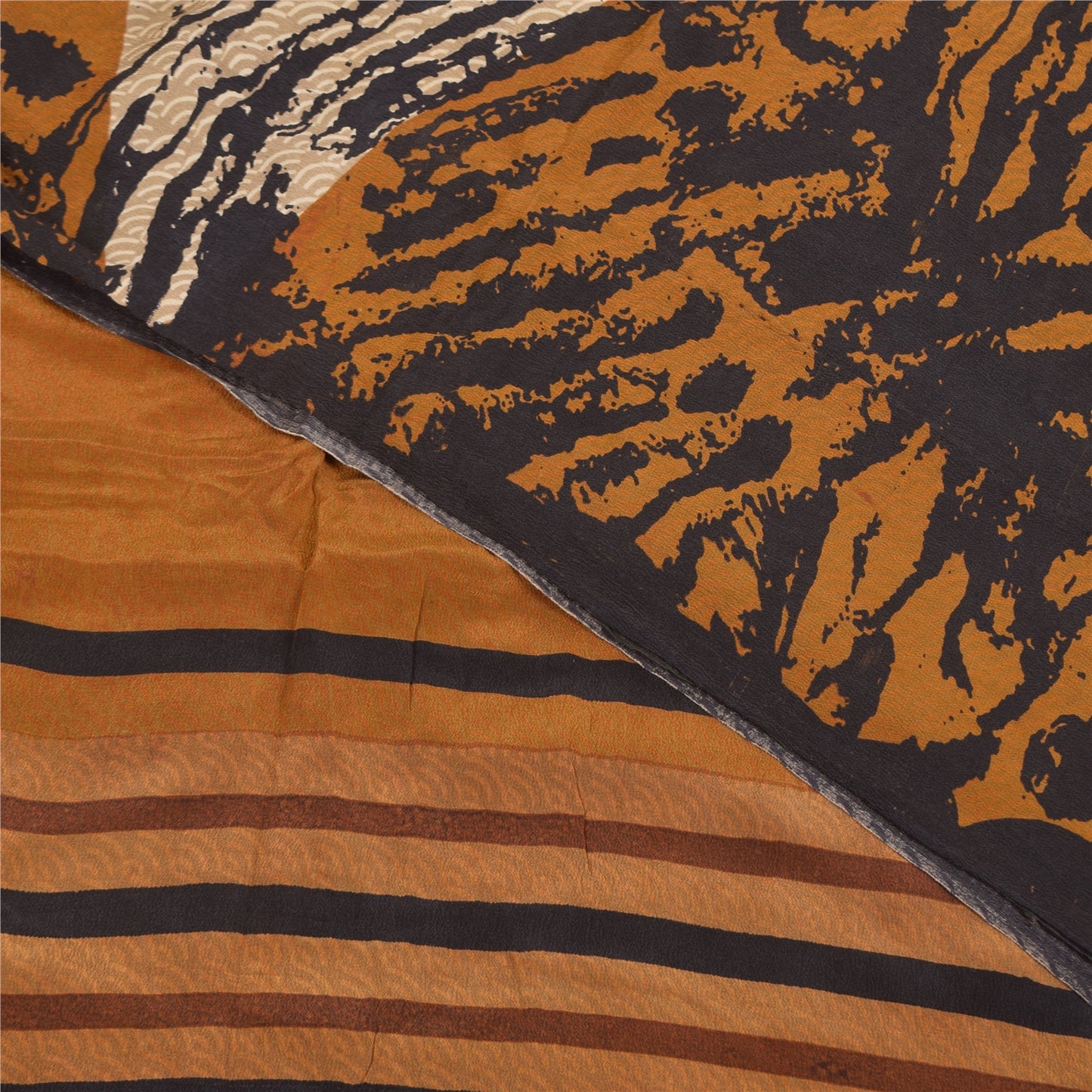 Sanskriti Vintage Black Pure Crepe Sarees Abstract Print 5.5+YD Craft FabricSari