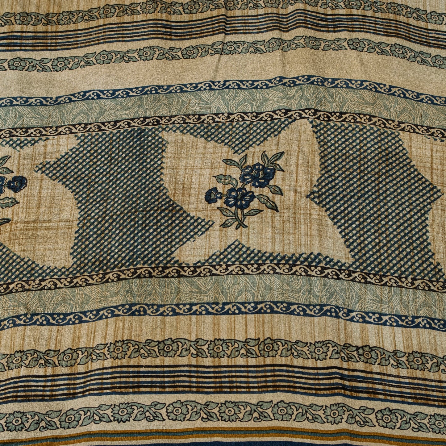 Sanskriti Vintage Dark Blue 100% Pure Crepe Silk Sari Floral Printed Saree 5.5Yd
