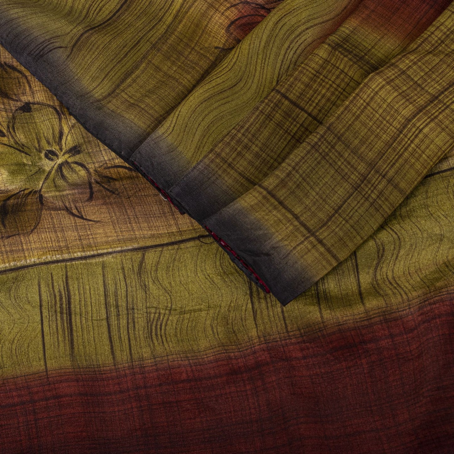 Sanskriti Vintage Saree Maroon-Green Pure Crepe Floral Print Sari 5.5Yard Fabric