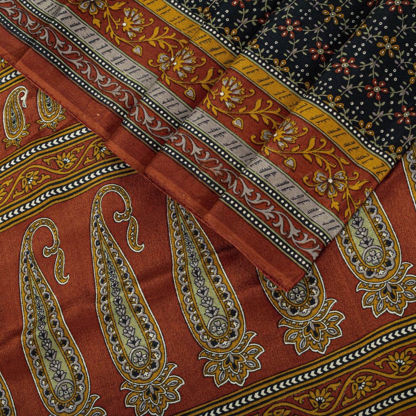 Sanskriti Vintage Saree Black 100% Pure Crepe Floral Print Sari 5.5+Yard Fabric