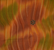 Load image into Gallery viewer, Vintage Indian Saree 100% Pure Crepe Silk Hand Beaded Craft Fabric Leheria Sari
