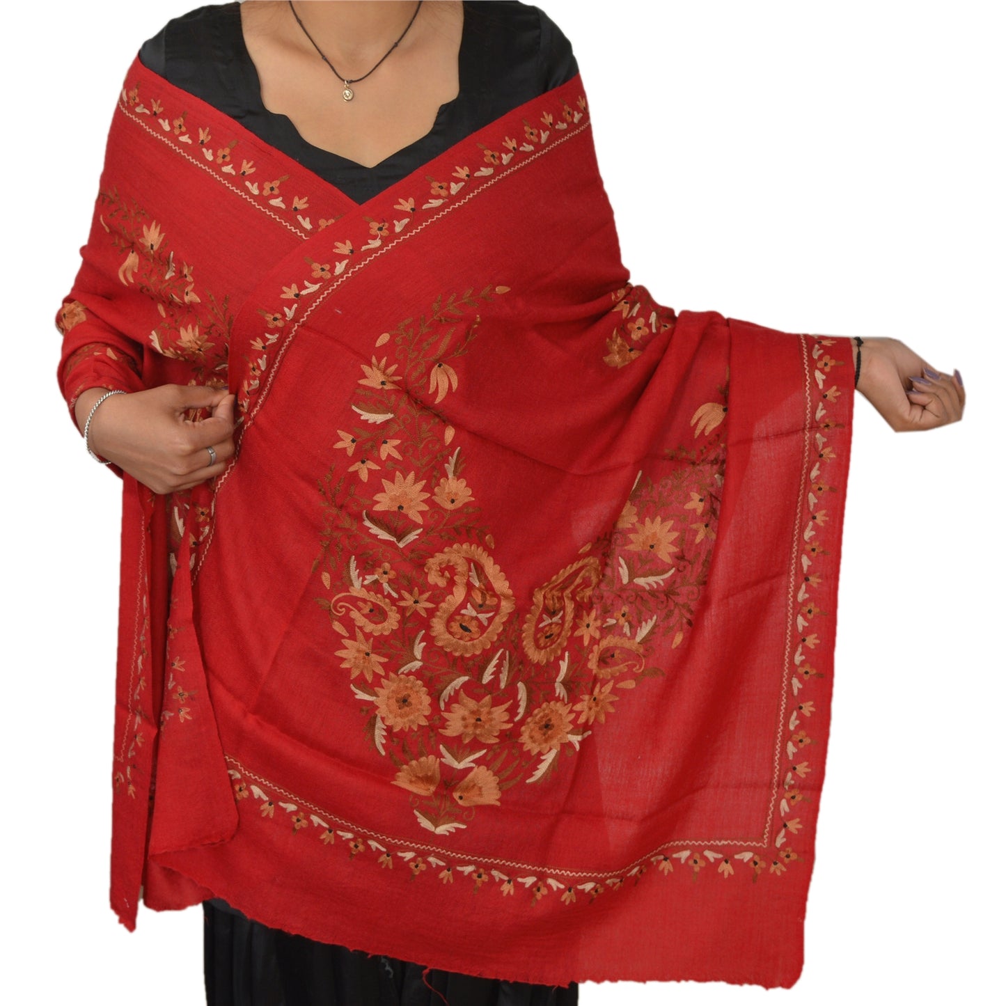SANSKRITI NEW HAND EMBROIDERED AARI WORK SHAWL SCARF RED WOOLEN STOLE WARM