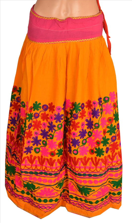 Sanskriti Vintage Indian Bollywood Women Long Skirt Hand Embroidered M Size Lehenga