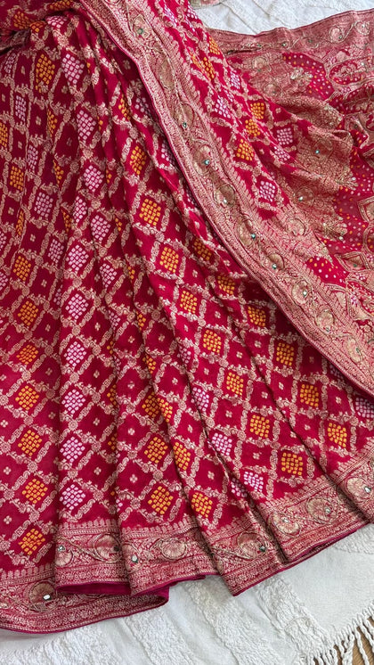  Bandhani 