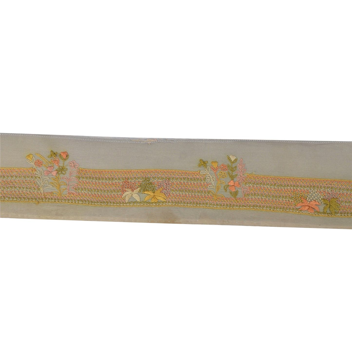 Sanskriti Vintage Sari Border Embroidered Pale Cream 1YD Trim Thread Lace Ribbon