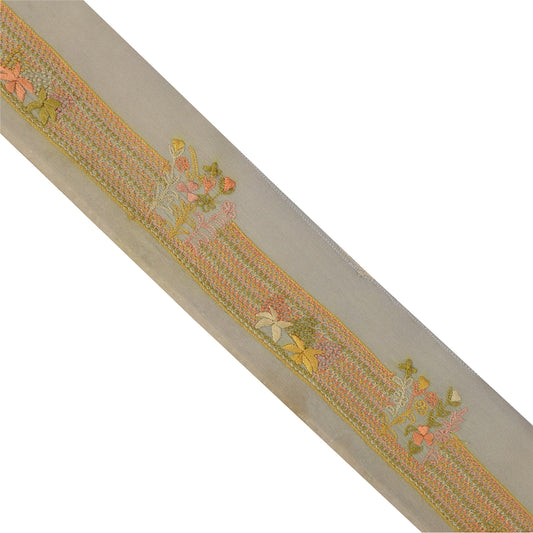 Sanskriti Vintage Sari Border Embroidered Pale Cream 1YD Trim Thread Lace Ribbon
