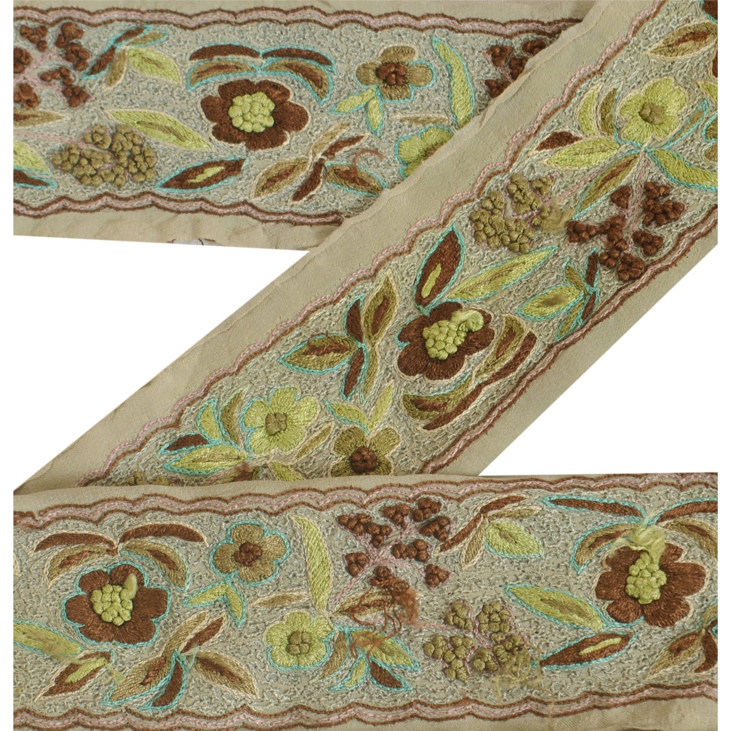 Sanskriti Vintage Sari Border Hand Embroidered 1Yd Trim Sewing Pale Cream Lace