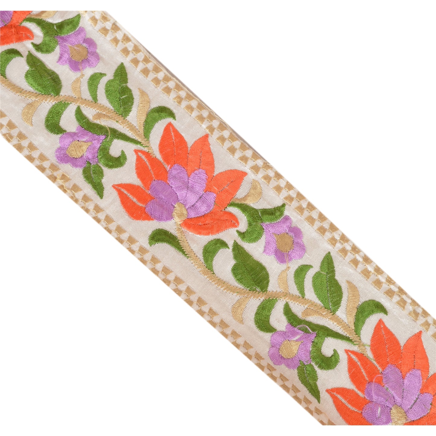 SANSKRITI VINTAGE Border Hand Embroidered 1 Yard Trim Sewing White Craft Lace