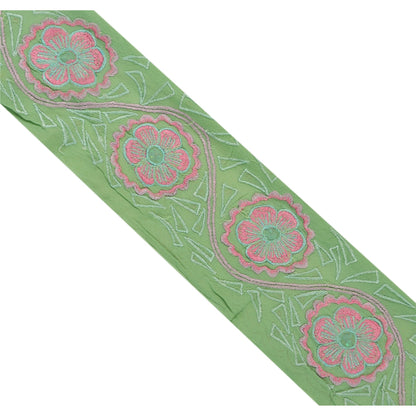 Sanskriti Vintage Sari Border Embroidered 1 YD Trim Sewing Green Craft Deco Lace