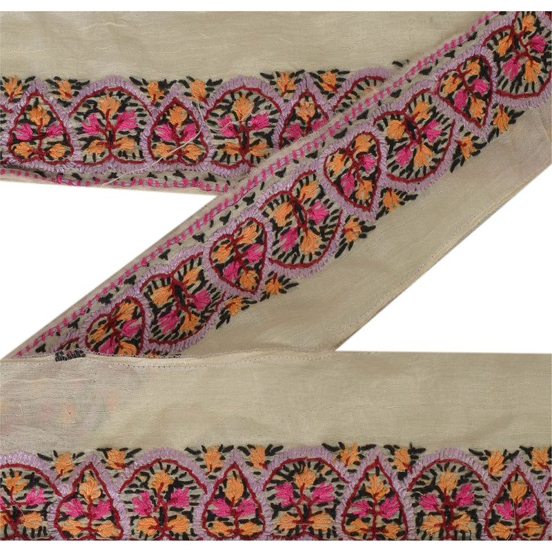 Sanskriti Vintage Sarees/Sari Suzani Border Craft Trim Cream Hand Embroidered 1 Yd Lace upholstery fabric
