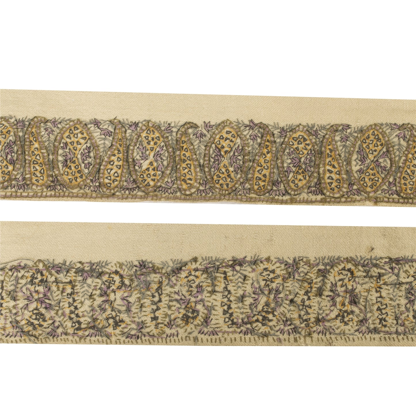 Sanskriti Vintage Sari Border Hand Embroidered Suzani 1 YD Trim Craft Cream Lace