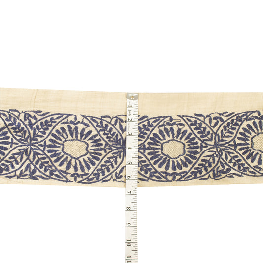 Sanskriti Vintage Sari Border Embroidered 1YD Trim Sewing Craft Cream Decor Lace