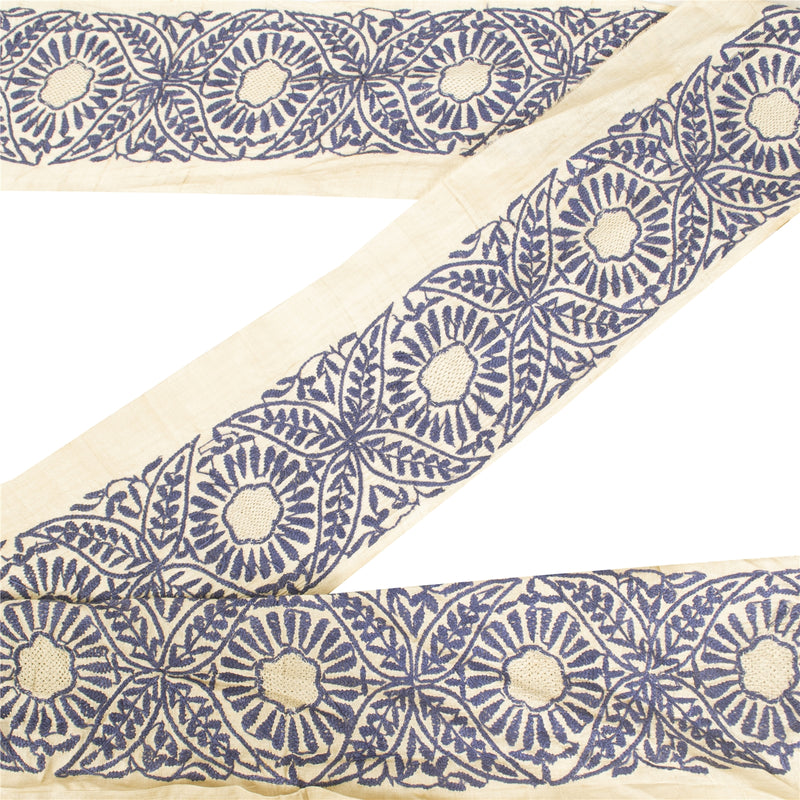 Sanskriti Vintage Sari Border Embroidered 1YD Trim Sewing Craft Cream Decor Lace