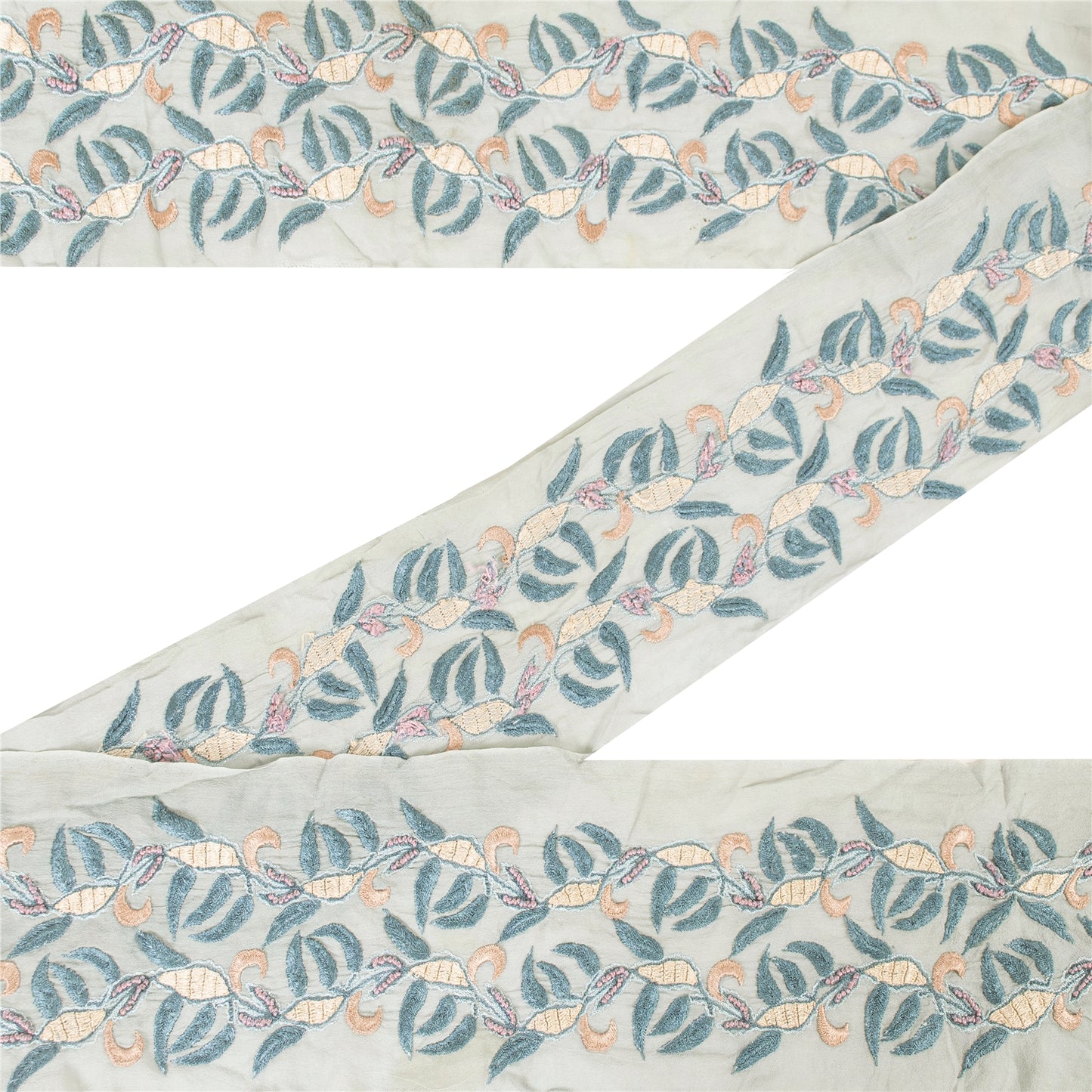 Sanskriti Vintage Sari/Saree Border Embroidered Thread 1 YD Trim White 3W Lace