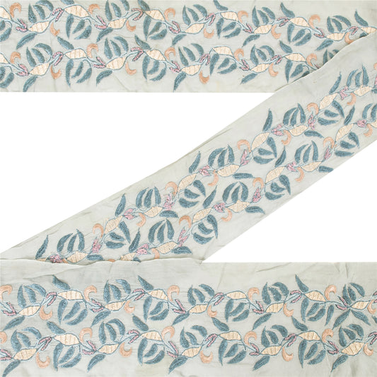 Sanskriti Vintage Sari/Saree Border Embroidered Thread 1 YD Trim White 3W Lace