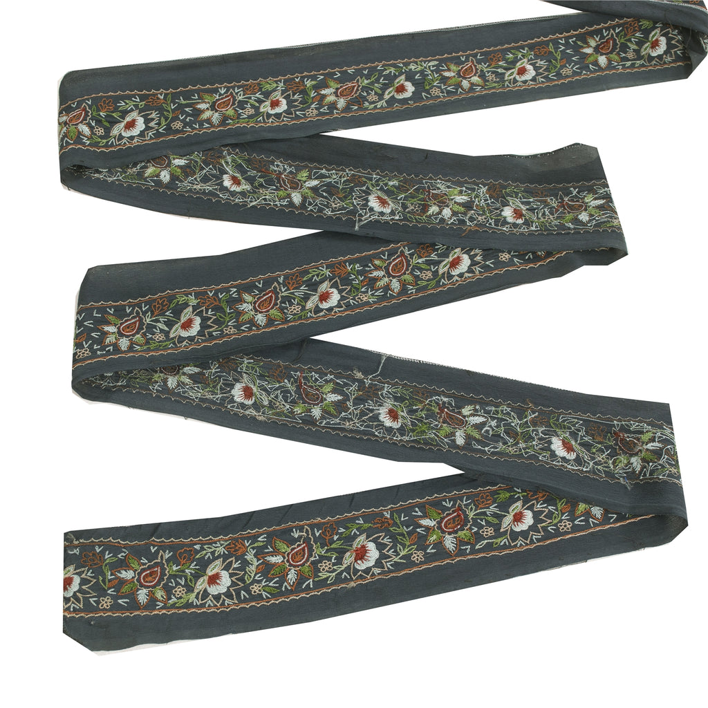 Sanskriti Vintage Sari/Saree Border Hand Embroidery 1YD Trim Grayish 3.2W Black