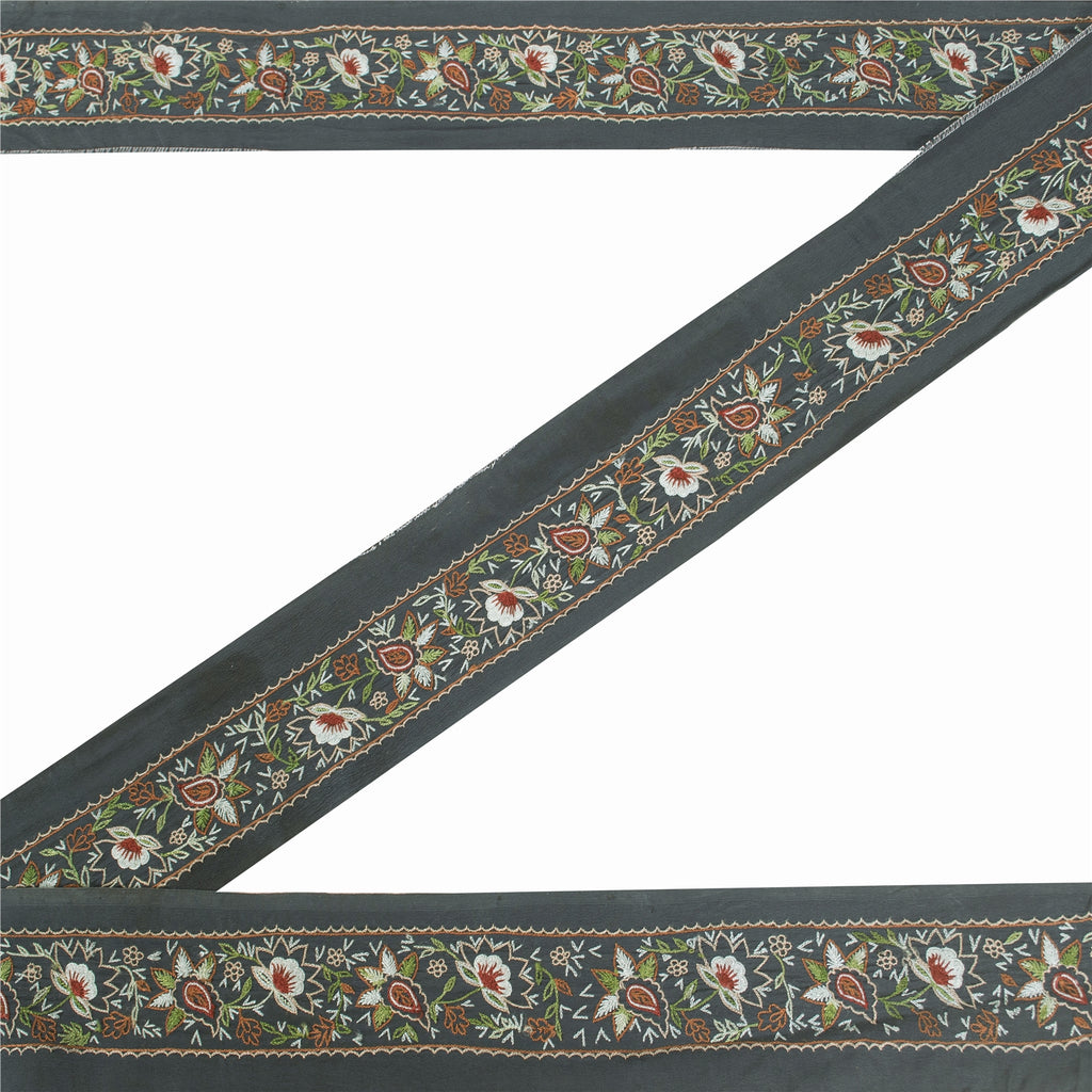 Sanskriti Vintage Sari/Saree Border Hand Embroidery 1YD Trim Grayish 3.2W Black