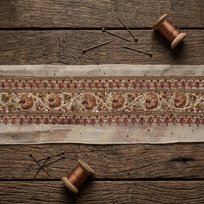 Sanskriti Vintage Cream Georgette 1 Yard Sari Border Hand Embroidered Trim Lace