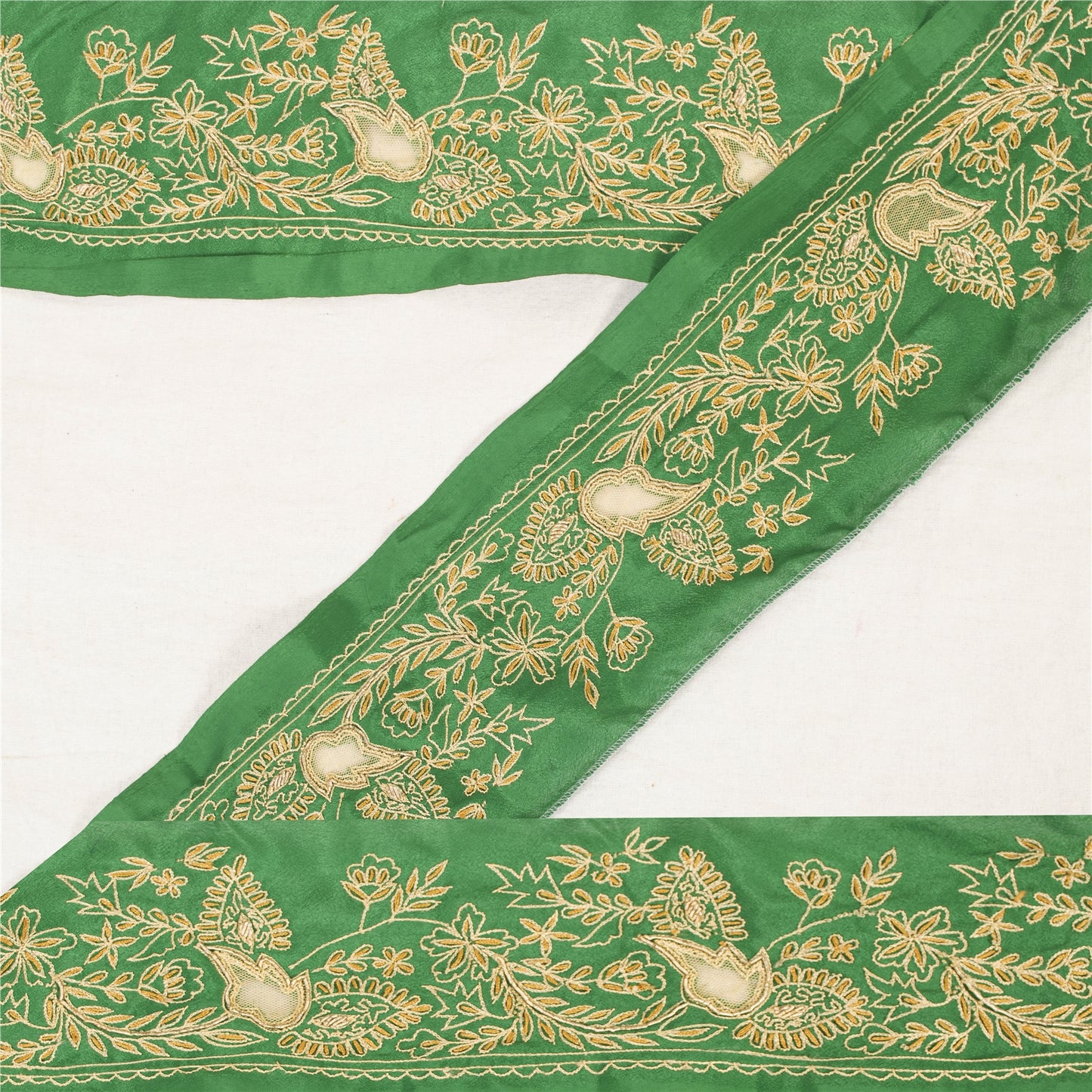 Sanskriti Vintage Sari Border Hand Embroidered 1 YD Trim Green Craft Lace 3.5"W