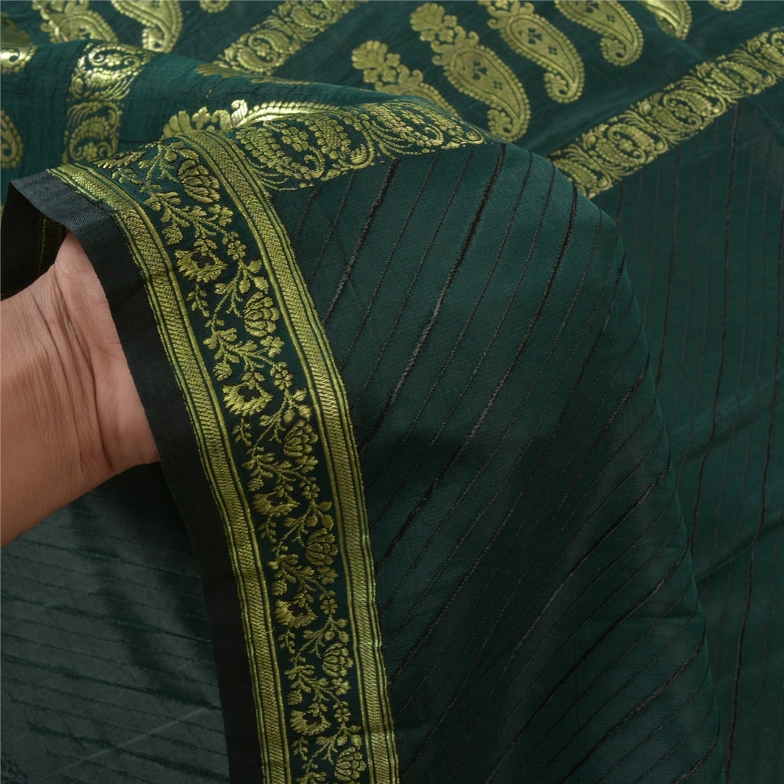 Sanskriti Vintage Saree 100% Pure Satin Silk Green Sarees Brocade/Banarasi Zari Hand Woven 5 YARD Fabric Upcycled Sarongs, Scarves, Stoles