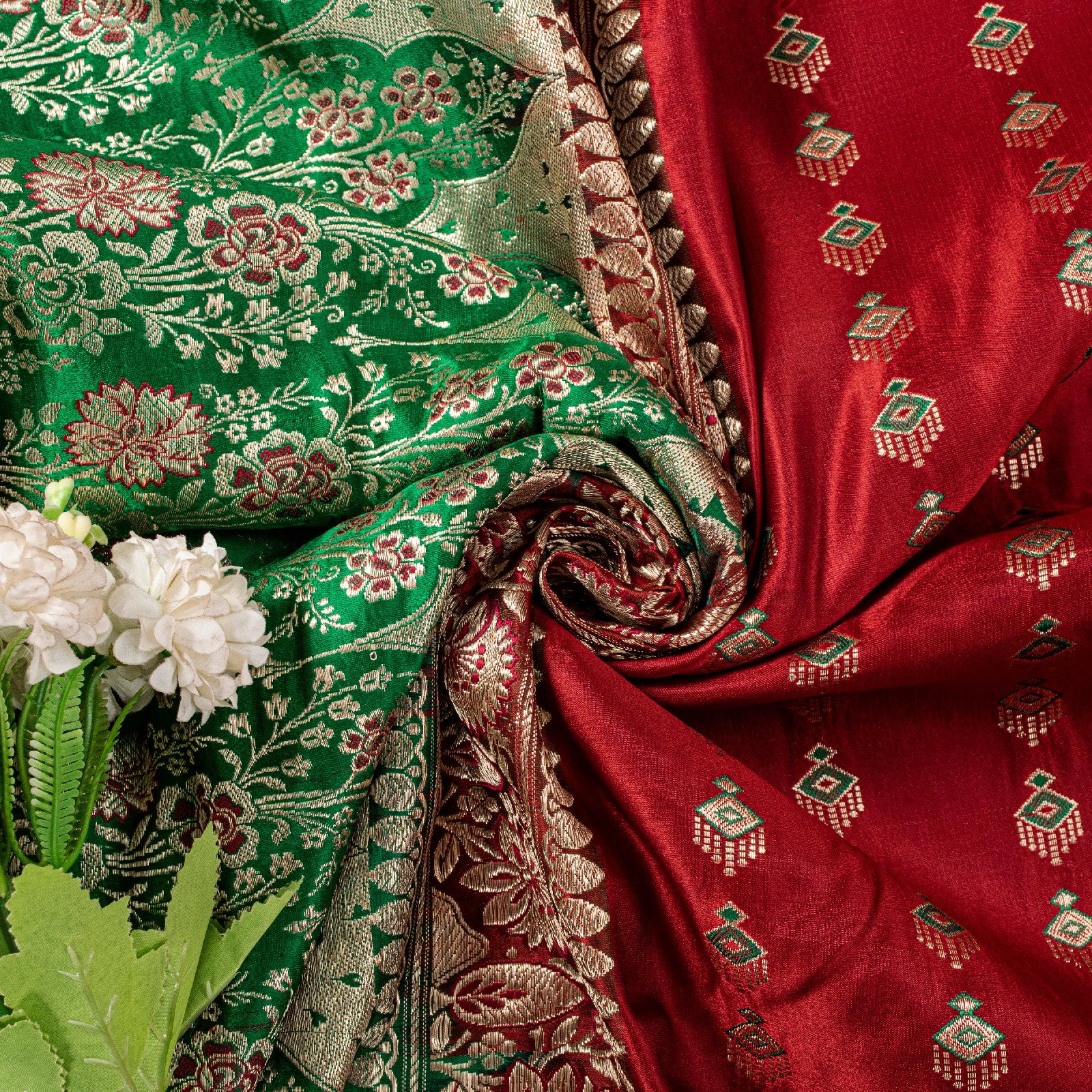 Sanskriti Vintage Red 100% Pure Silk Saree Banarasi Brocade Zari Hand-Woven 5+Yd