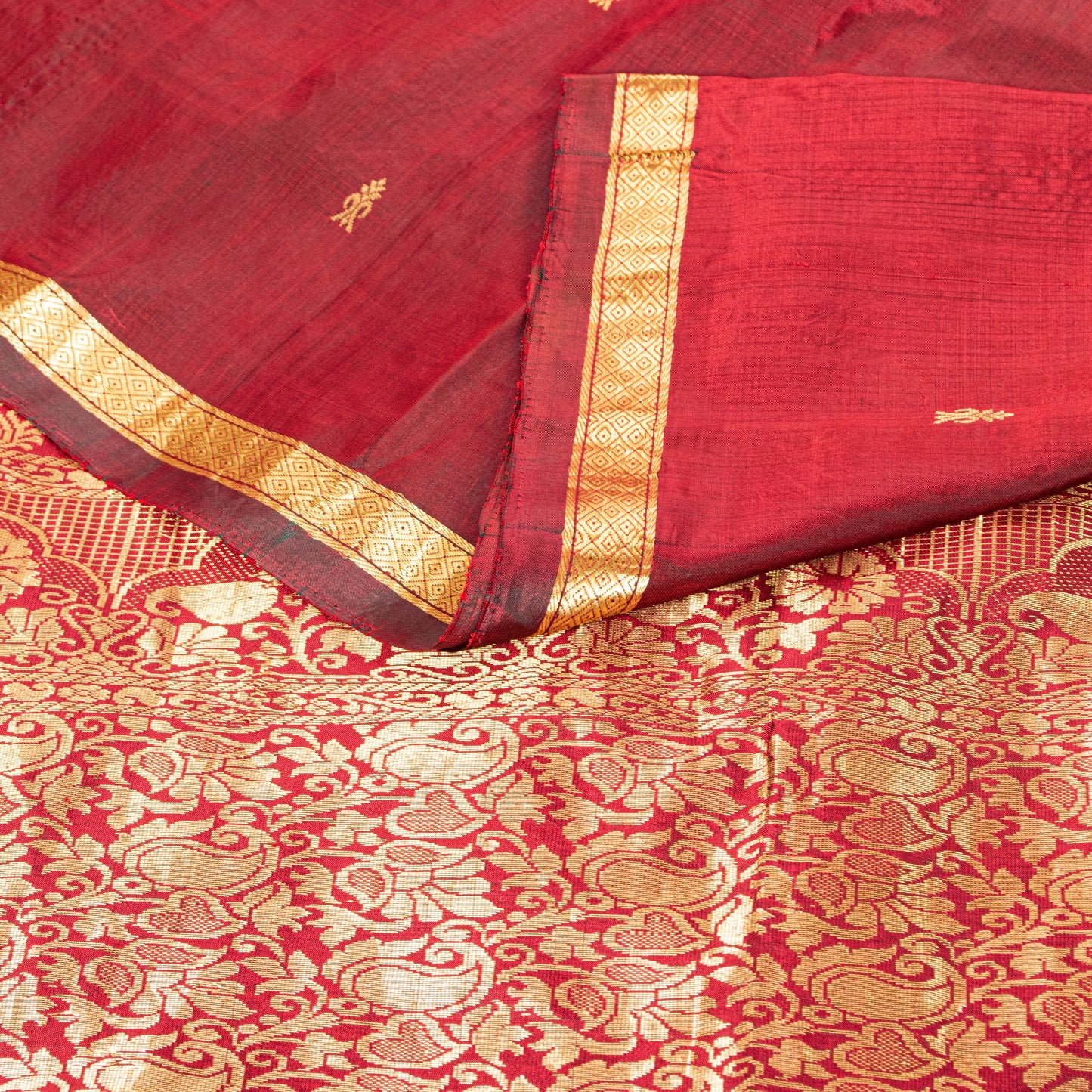 Sanskriti Vintage Red Sarees Pure Silk Kanjivaram Tamilnadu Zari Hand Woven Sari