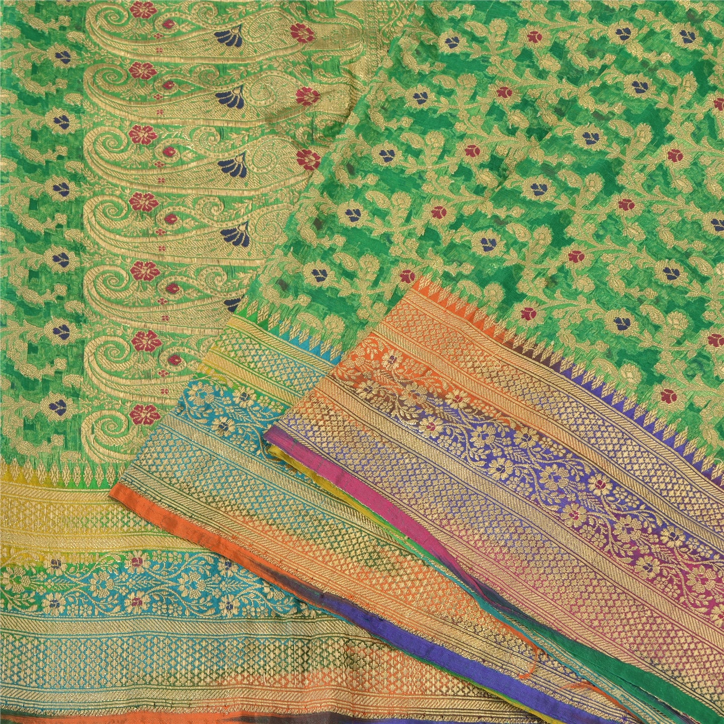 Sanskriti vintage Green Sarees Pure Silk Hand Woven Banarasi/Brocade Fabric Sari