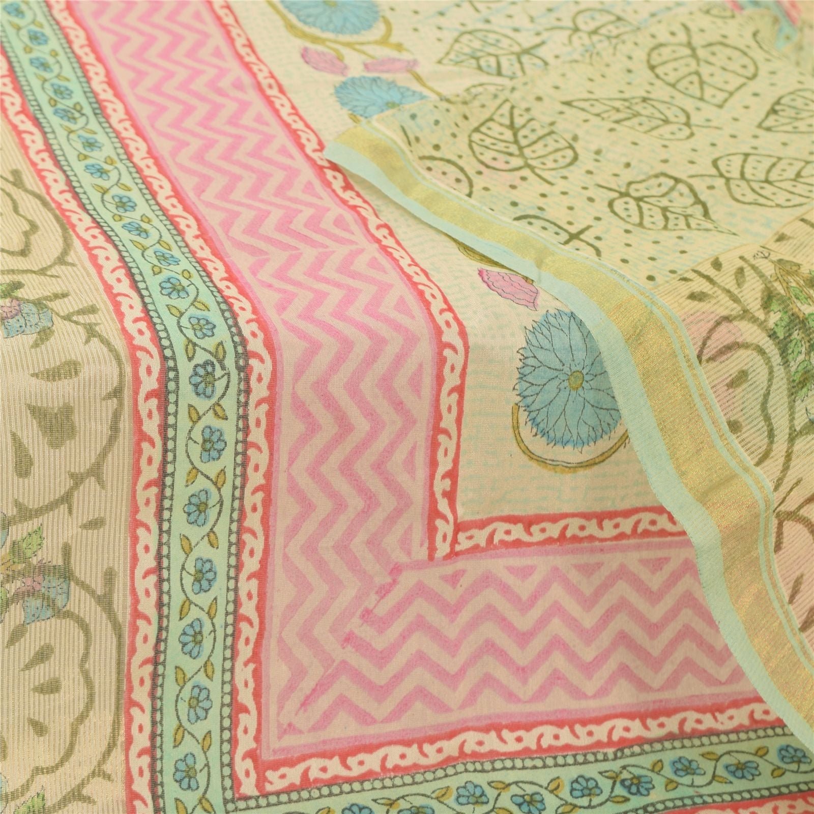 DC-50663 borderlshot resized