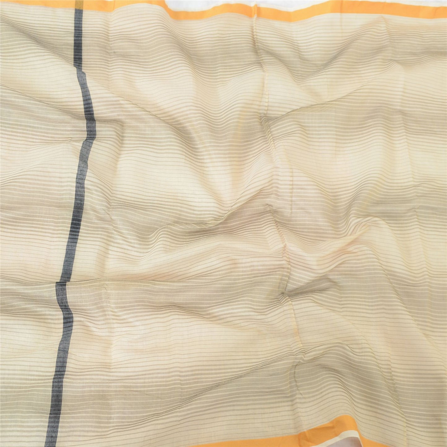 DC-50748 fabricshot resized