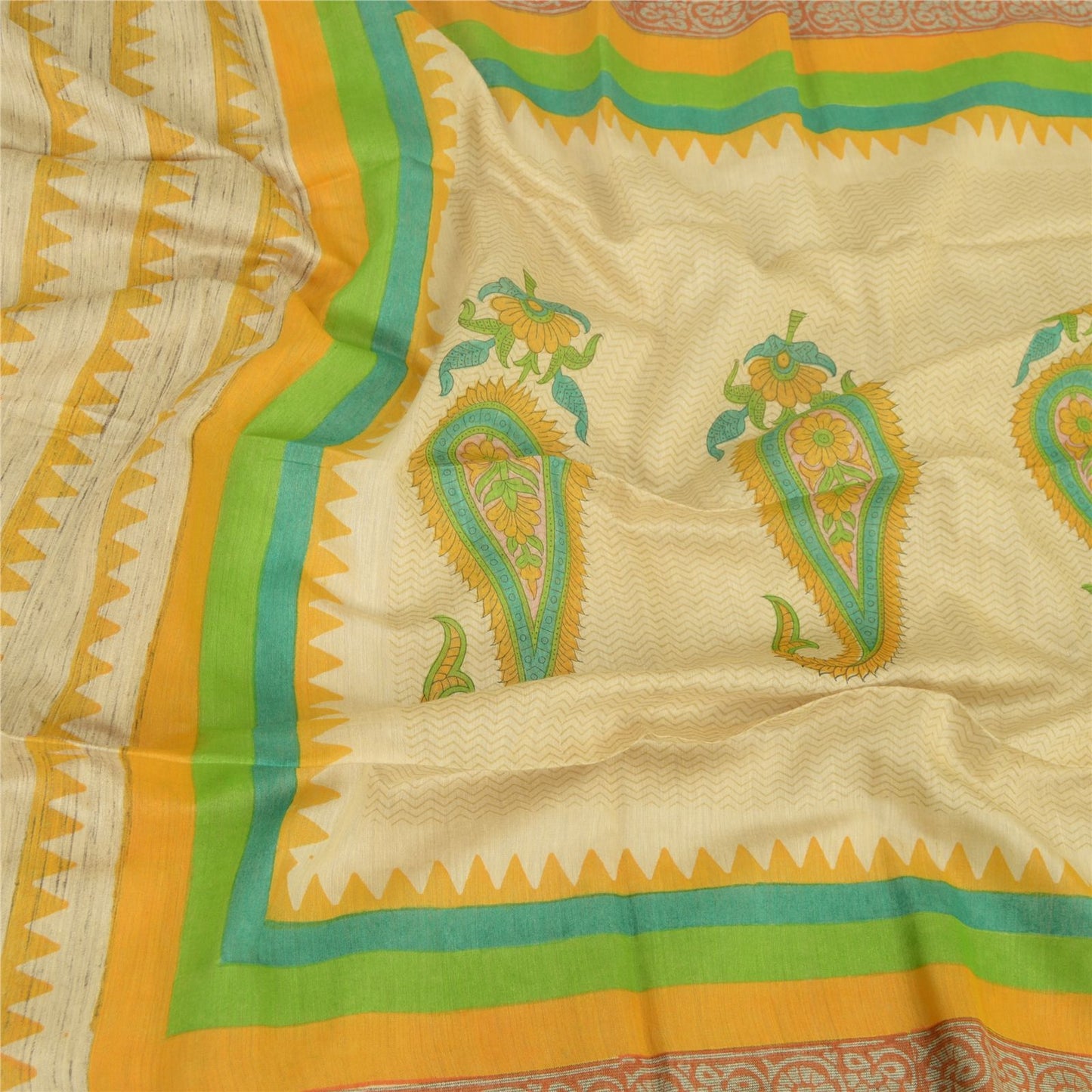 DC-52575 fabricshot resized
