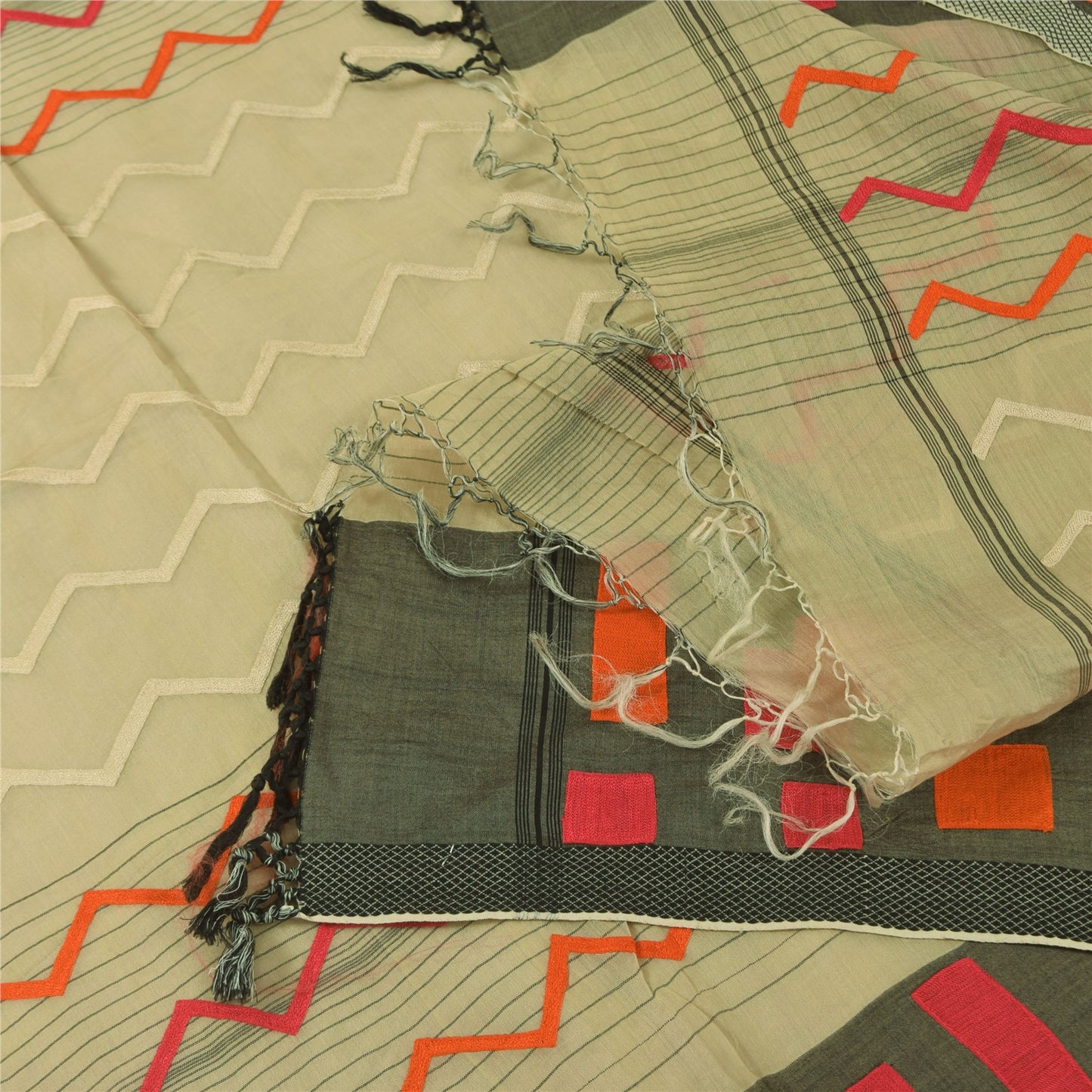 Sanskriti Vintage Ivory Dupatta Long Stole Cotton Silk Embroidered Wrap Veil