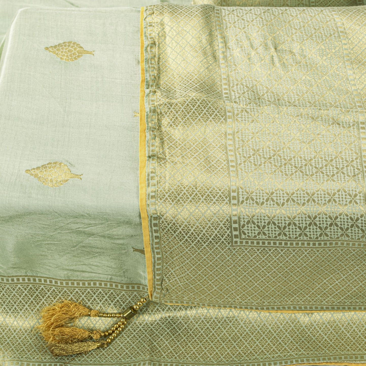 Sanskriti Vintage Green Blend Silk Dupatta Stole Banarasi Brocade Kadhwa Zari