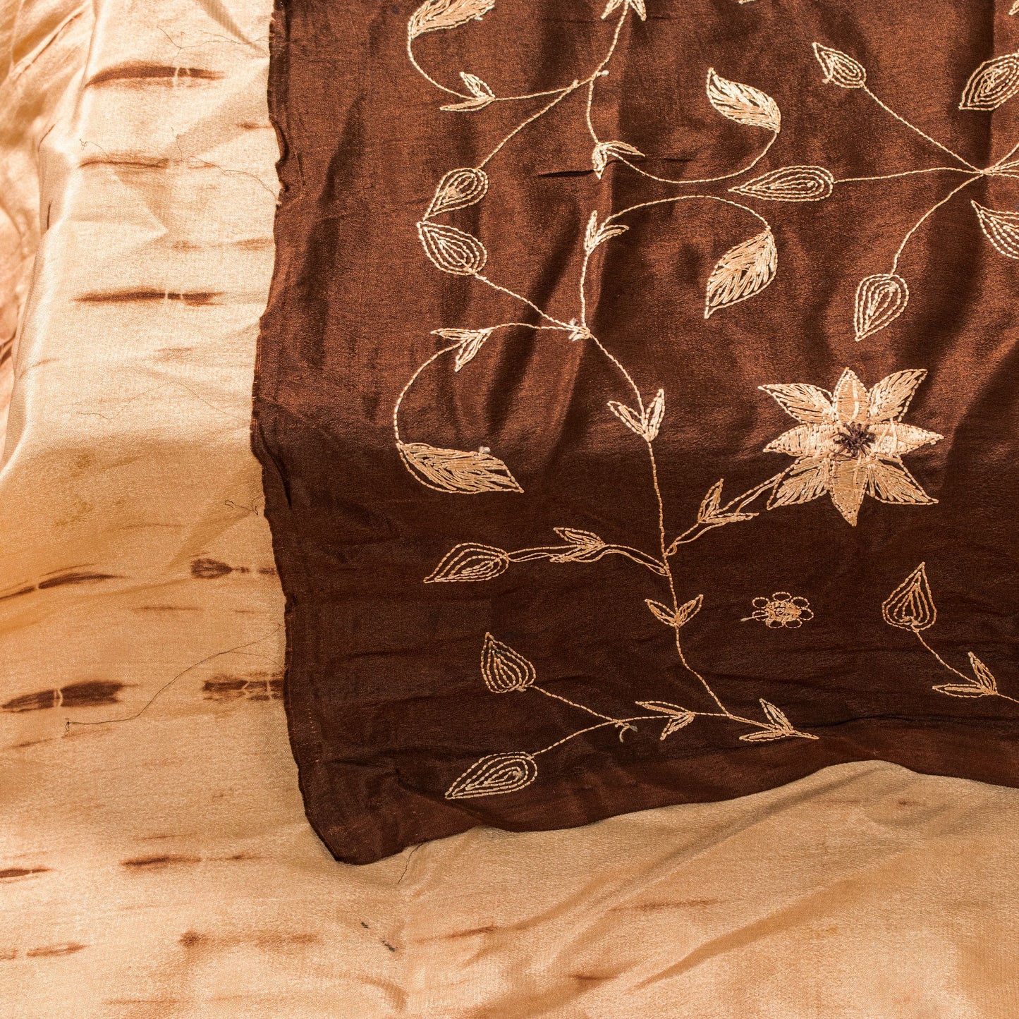 Sanskriti Vintage Cream-Brown Pure Cotton Dupatta Stole Tie-Dye Embroidered Veil