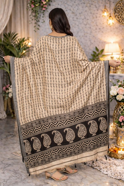 Sanskriti Vintage Cream Blend Woolen Dupatta Stole Sanganeri Block Printed Scarf