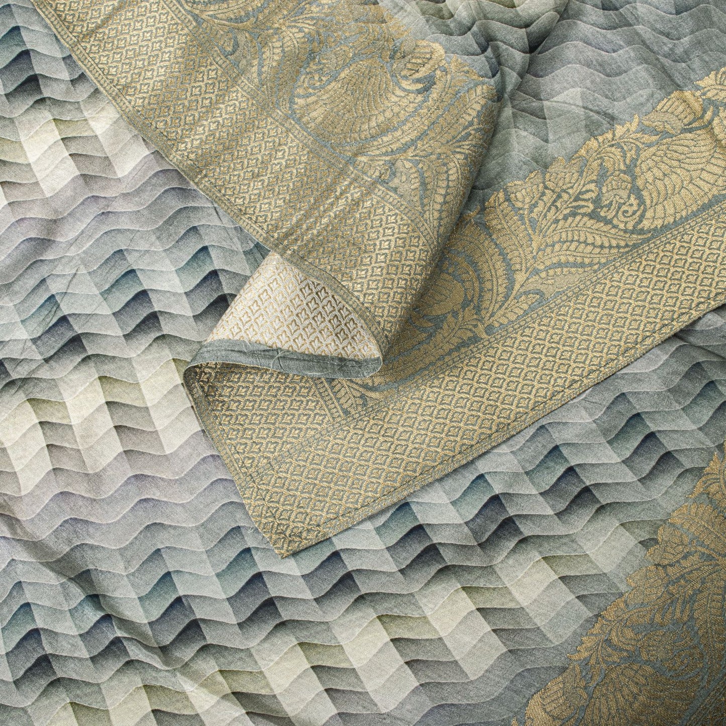 Sanskriti Vintage Gray Pure Silk Dupatta/Stole Zari Woven-Gradient Effect Print