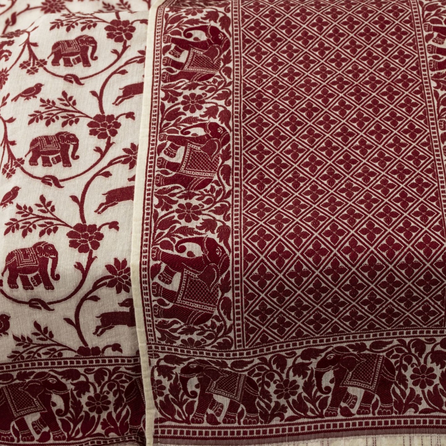 Sanskriti Vintage White Blend Cotton Dupatta/Stole Banarasi Shikargah Brocade