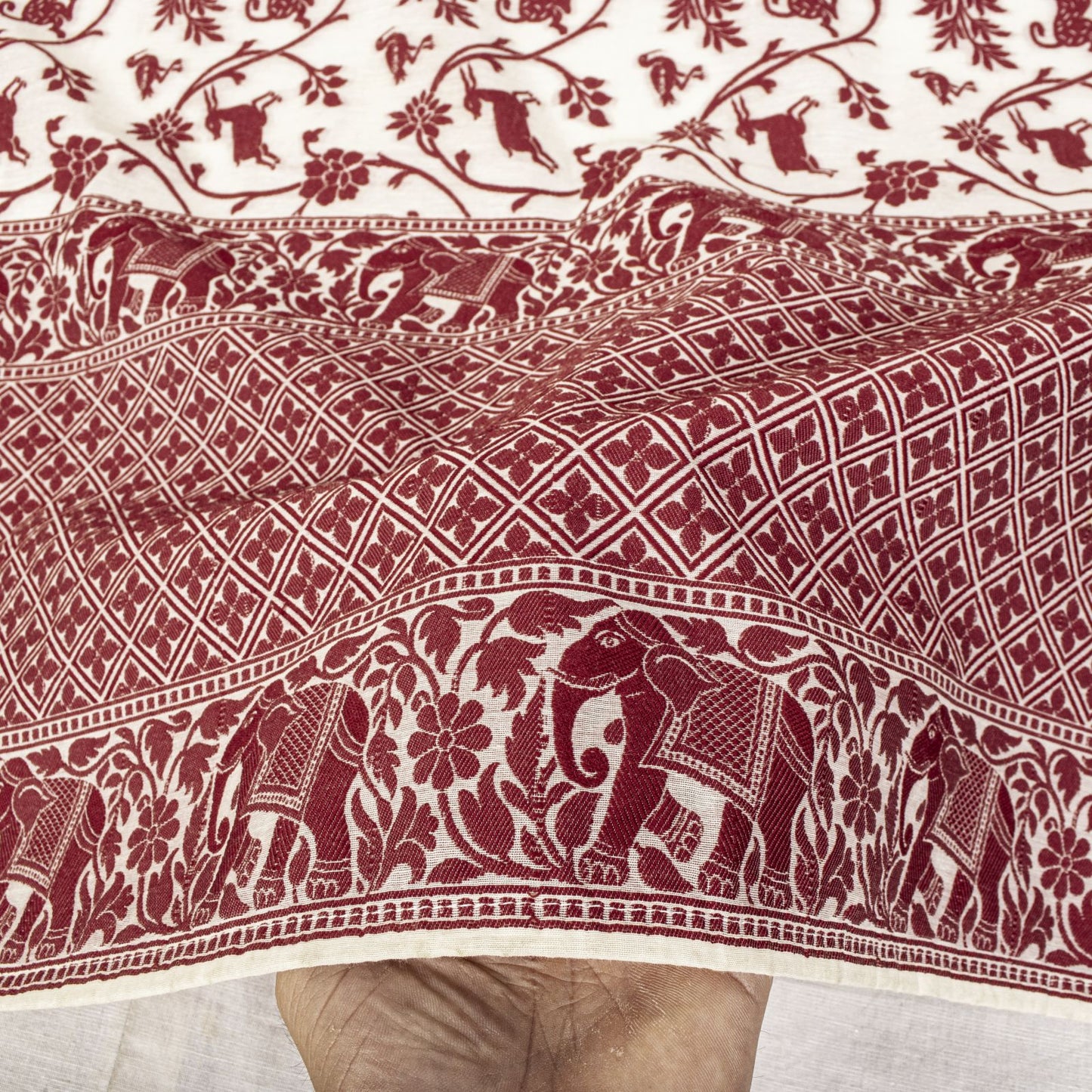 Sanskriti Vintage White Blend Cotton Dupatta/Stole Banarasi Shikargah Brocade