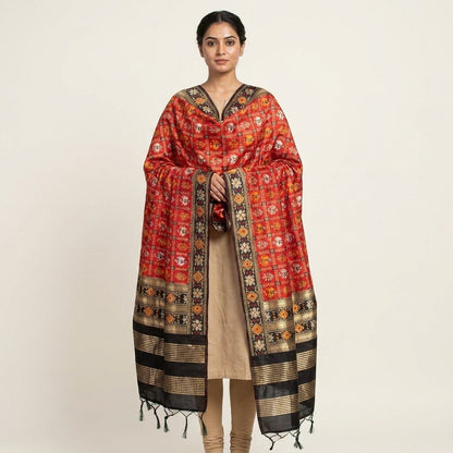 Sanskriti Vintage Dupatta/Stole Red Art Silk Patan Patola Hand Woven Gujrat Veil