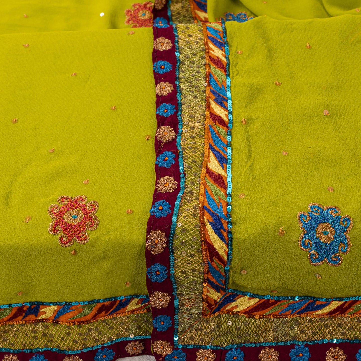 Sanskriti Vintage Dupatta/Stole Green Pure Georgette Hand Embroidered IndianVeil