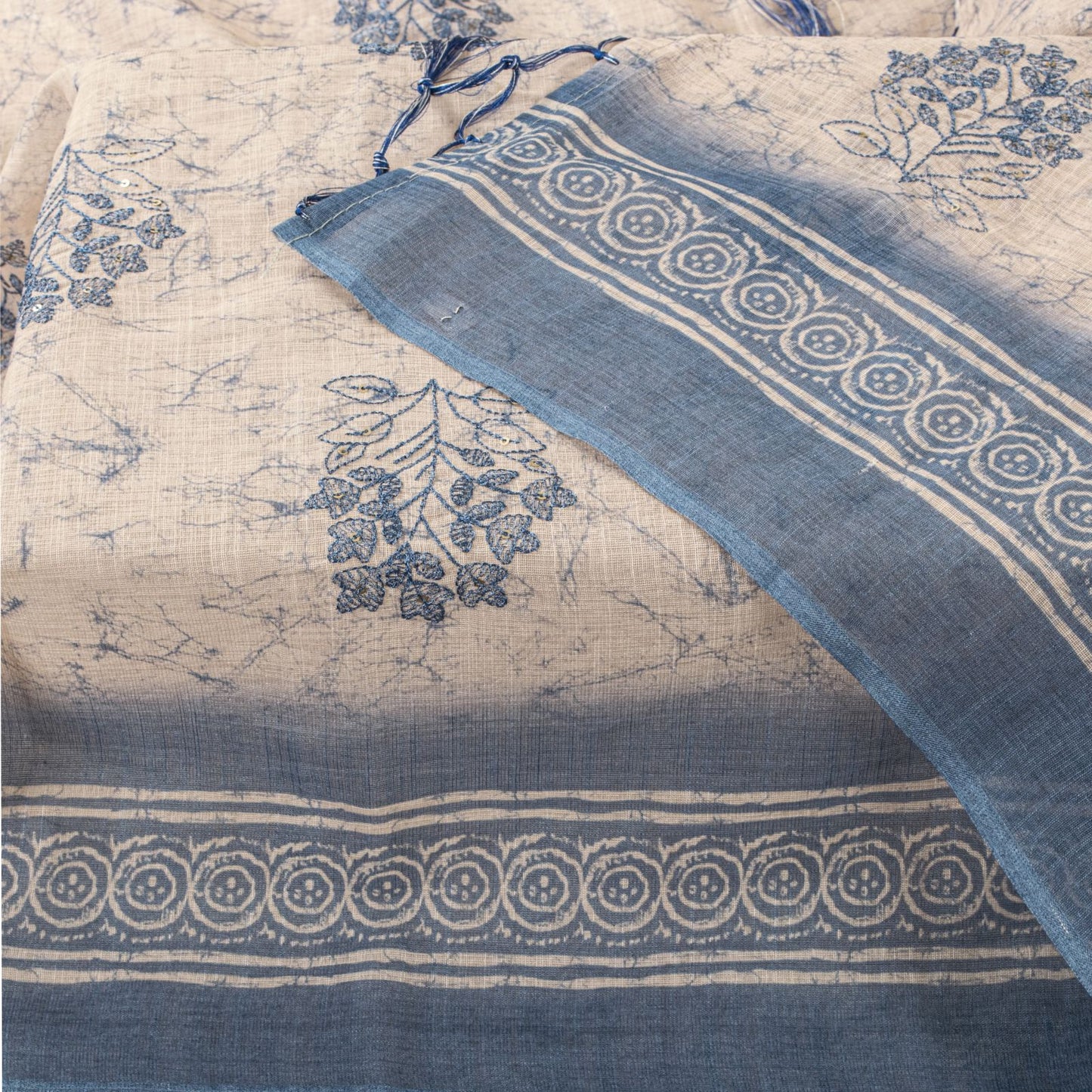 Sanskriti Vintage Dupatta/Stole Off-White-Blue Cotton Batik-Embroidered Veil