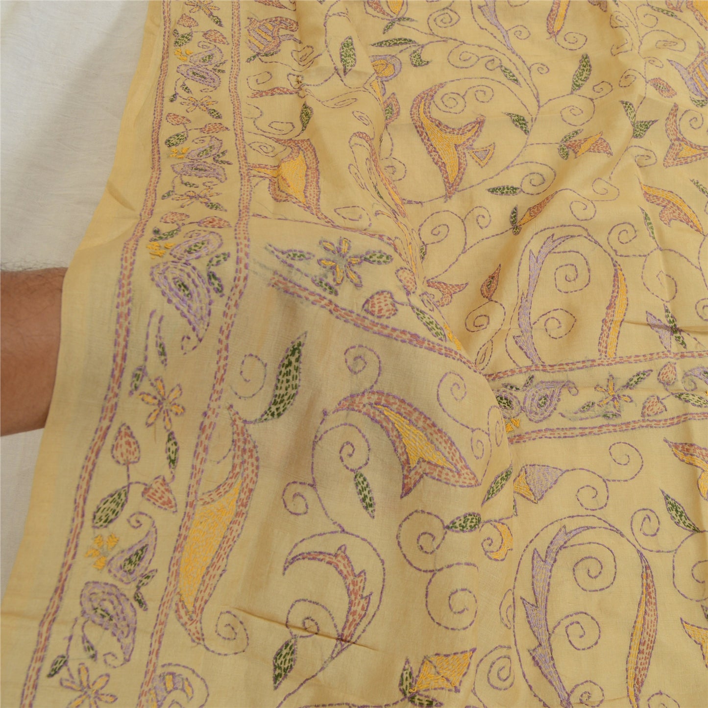 Sanskriti Vintage Cream Dupatta Pure Silk Hand Embroidered Kantha Special Stole West Bengal OF India Textile Heritage, Home Decor, Sewing