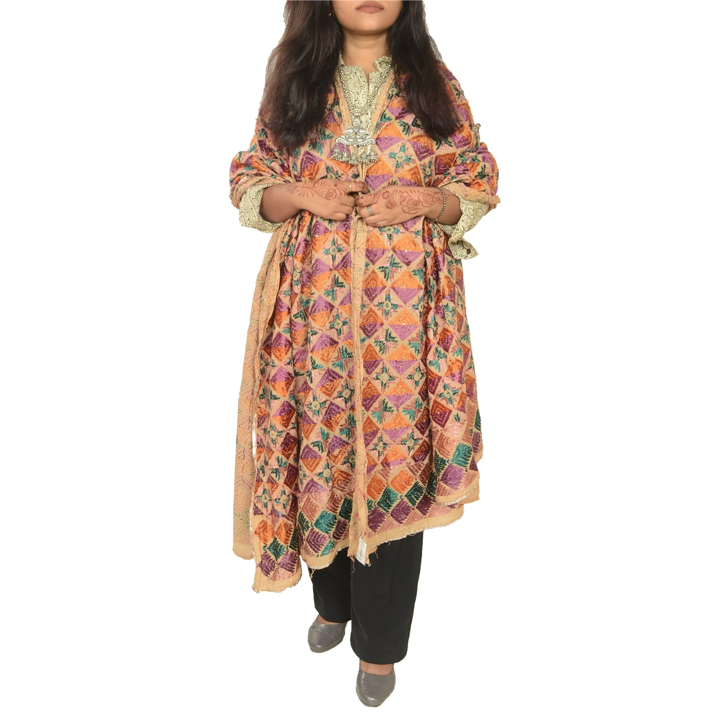 Sanskriti Vintage Cream Dupatta Cotton Hand Embroidery Bagh Phulkari Ooak Stole From Himachal Panjab Of India Textile Heritage