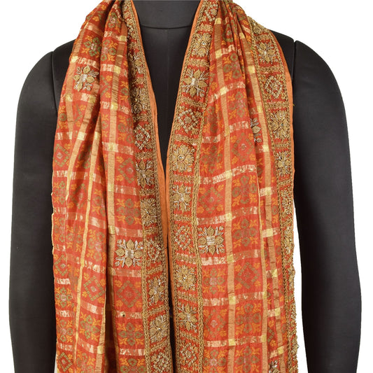 HD-5249 artisticpose2 resized