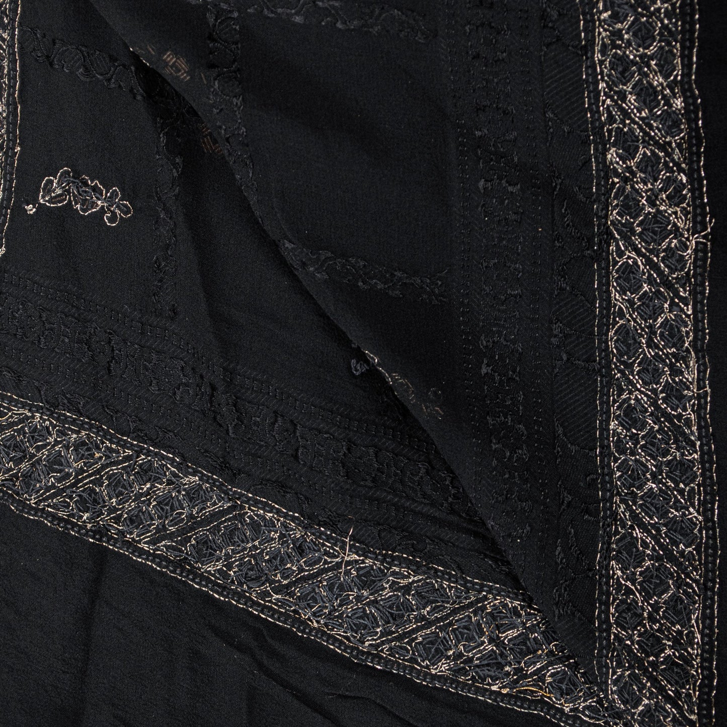 Sanskriti Vintage Black Pure Silk Dupatta Long Stole Hand Embroidered Zardozi